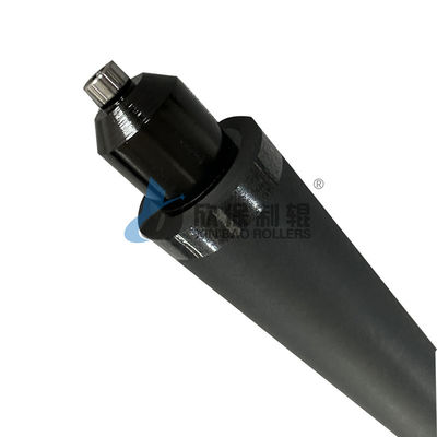 Fleksografik baskı makinelerinin kauçuk ruloları aşınmaya dayanıklı, anti-statik ve güçlü sertliğe sahiptir.